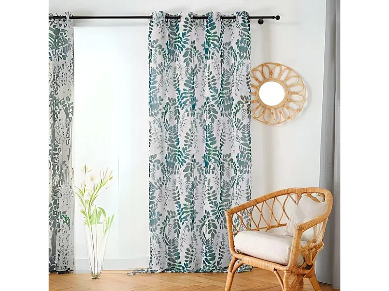 Vorhang mit bedruckten Akazienblättern