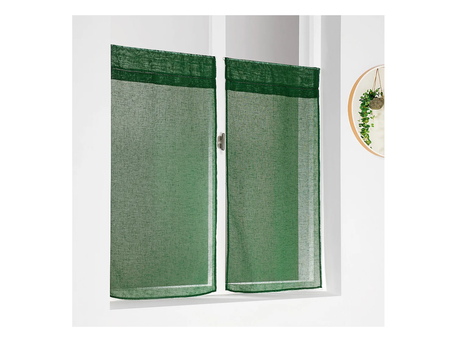 Paire de petits voilages unis et tamisants en poly/lin