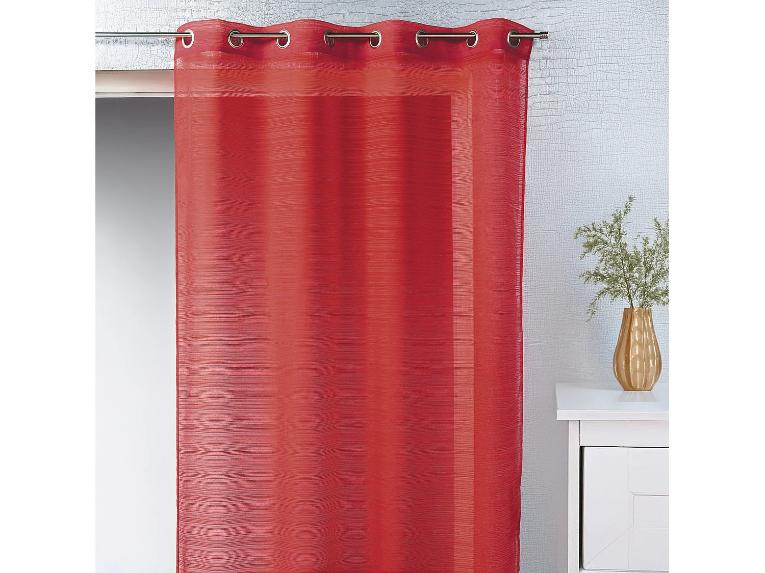 Voilage fantaisie à fines rayures