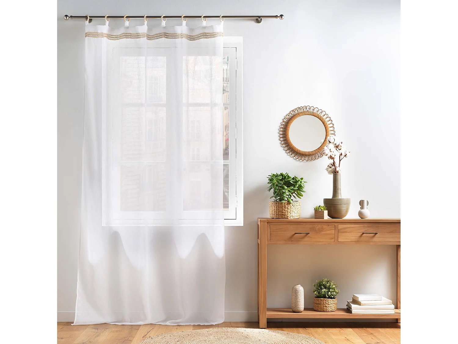 Vorhänge mit Holzösen