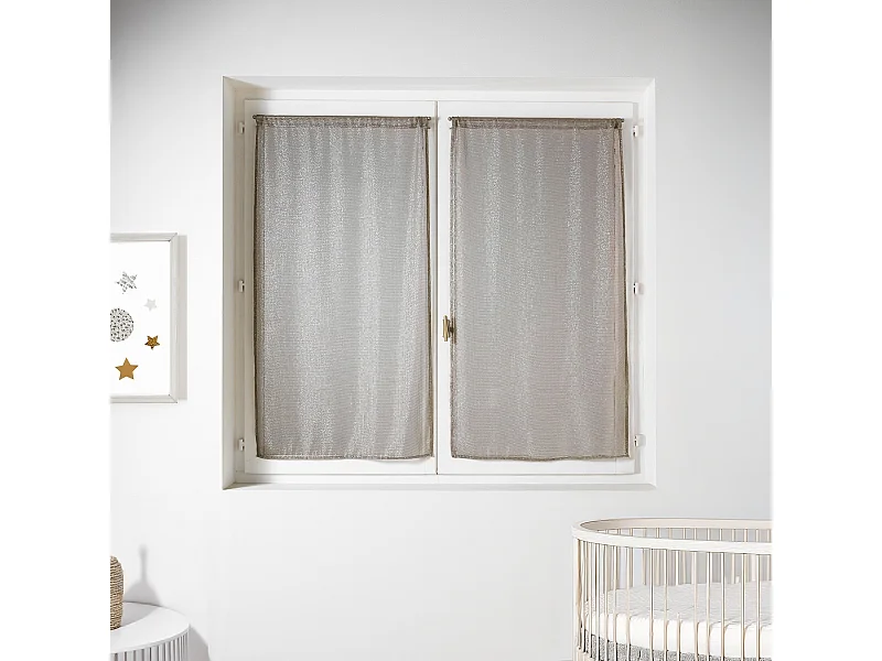 Voilage paire en maille avec des fils lurex argentés