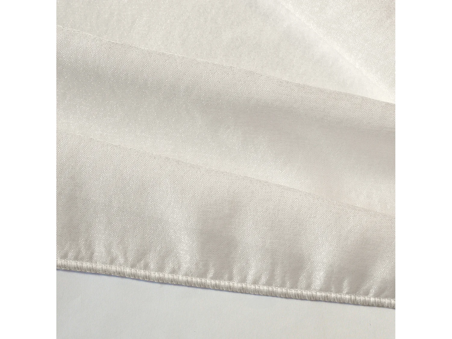 Visillo unicolor satinado y plomado