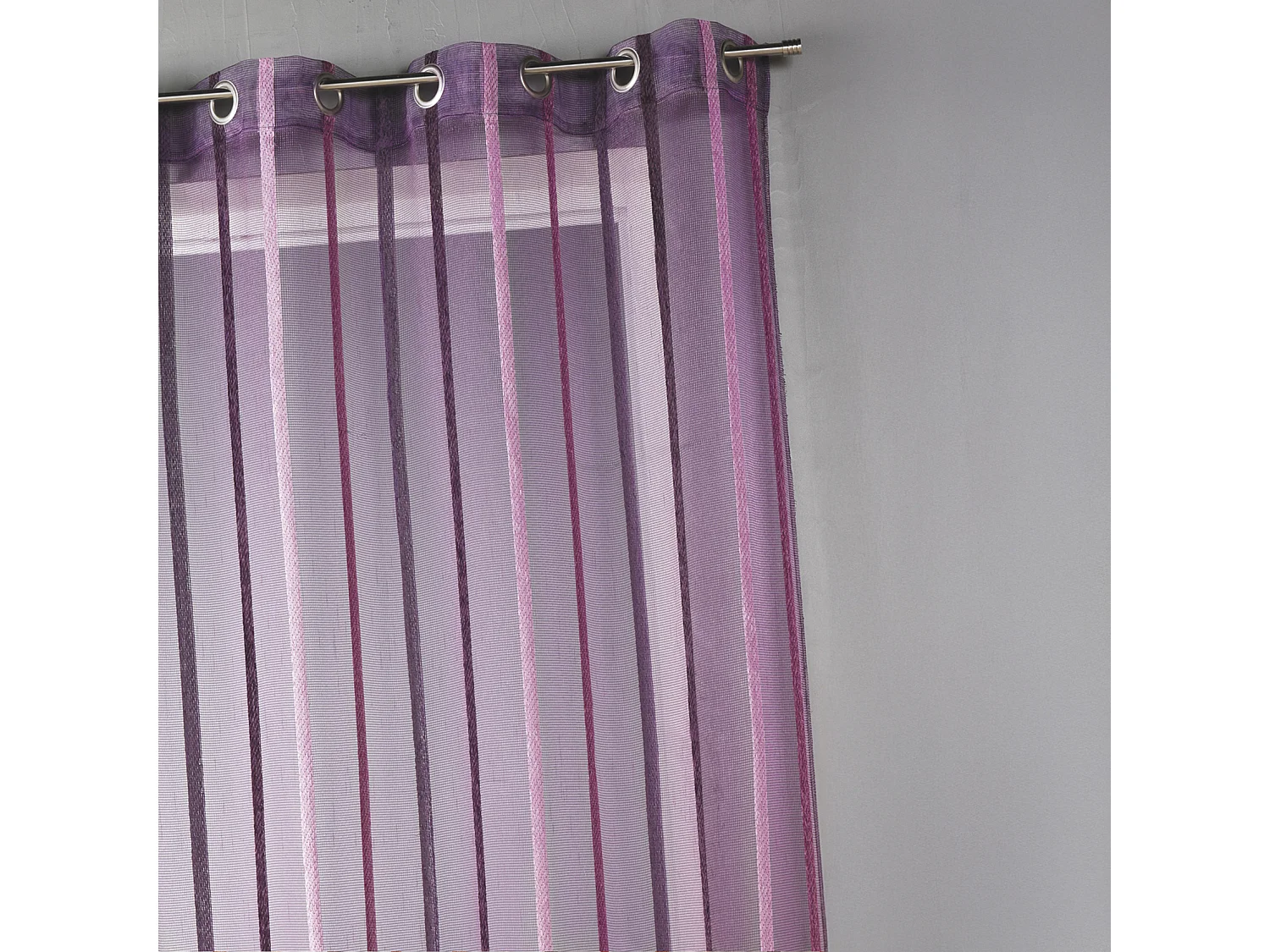 Voilage fantaisie à rayures verticales