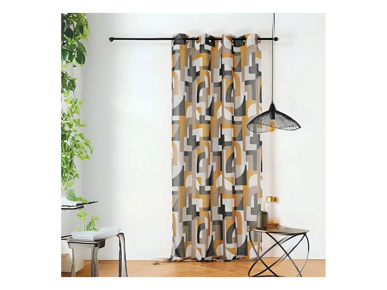 Voilage tamisant esprit seventies