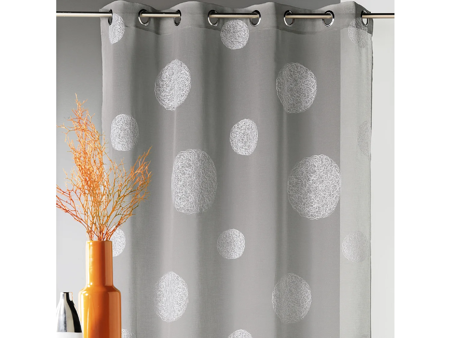 Voilage en Etamine Brodé ronds fils lurex brillants