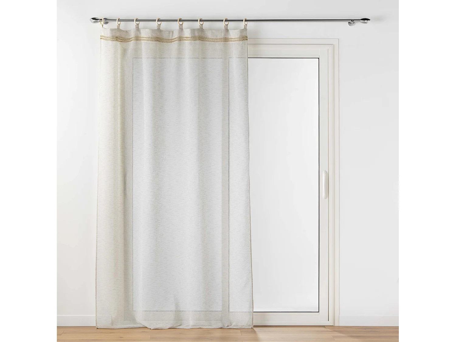 Voilages à œillets bois