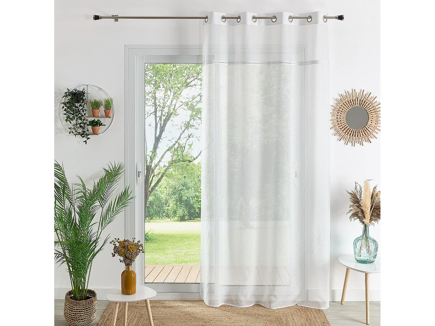 Visillo con Ojales y Cinta de Macramé