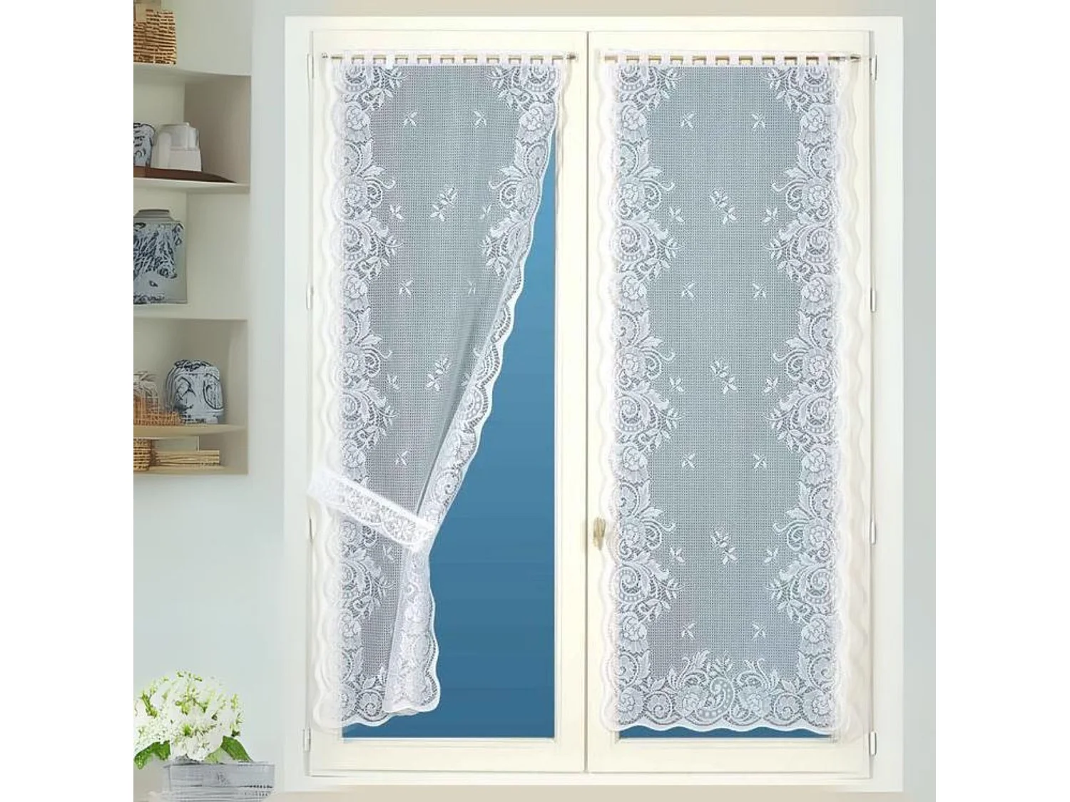 Paire de Rideaux "Bonne Femme Effet Dentelé" avec Embrasses