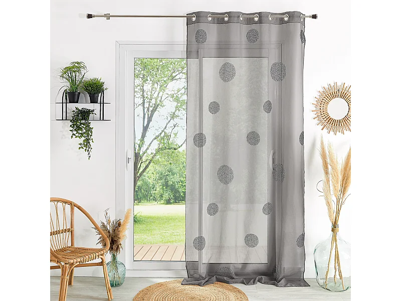 Voilage tamisant à broderies