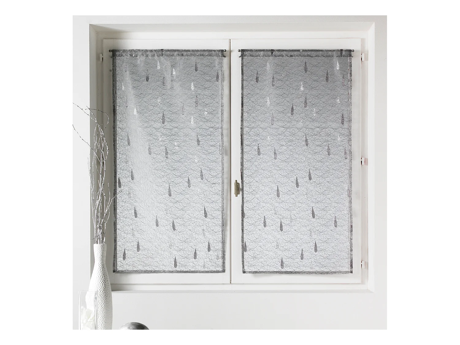 Paire de petits voilages Organza et Jacquard à motifs gouttes
