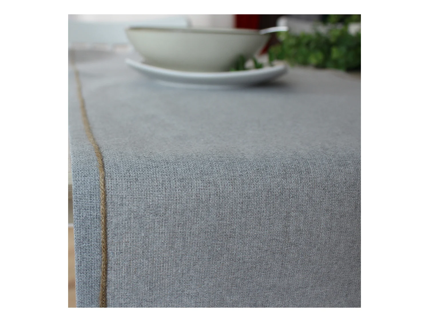 Camino de mesa con ribete de yute