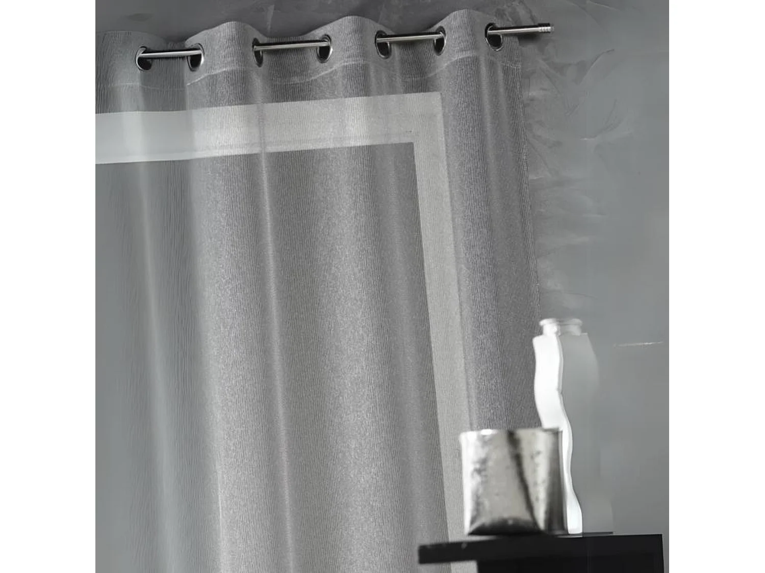 Voilage uni avec fils en lurex