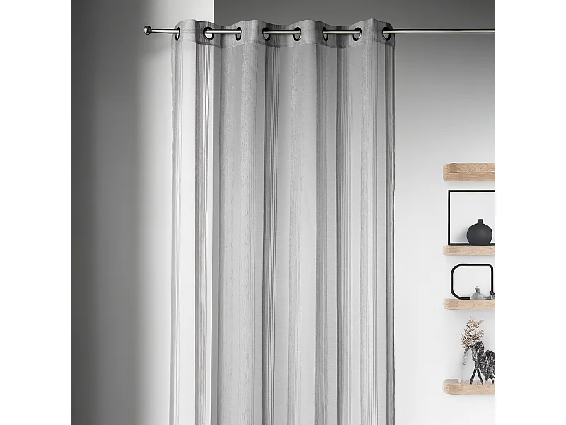 Voilage en étamine à rayures verticales tons sur tons