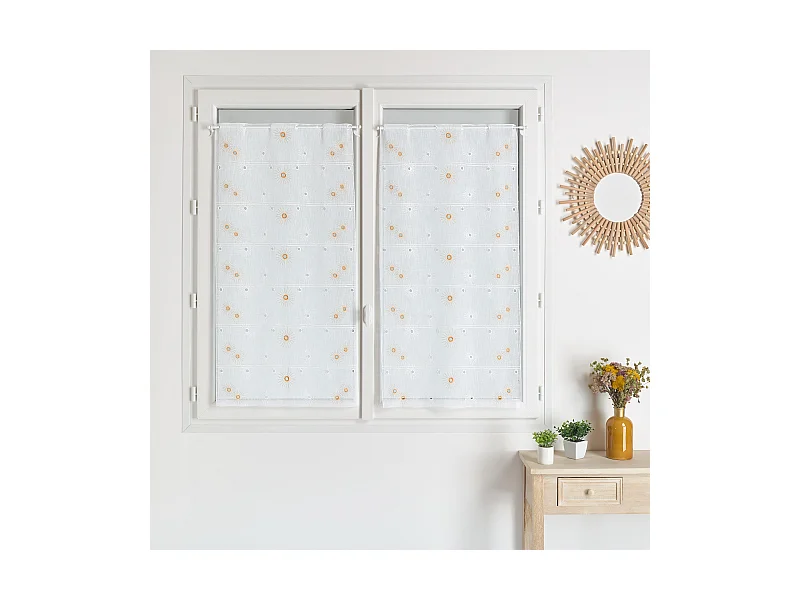 Modulares besticktes Blumenmuster in Orange