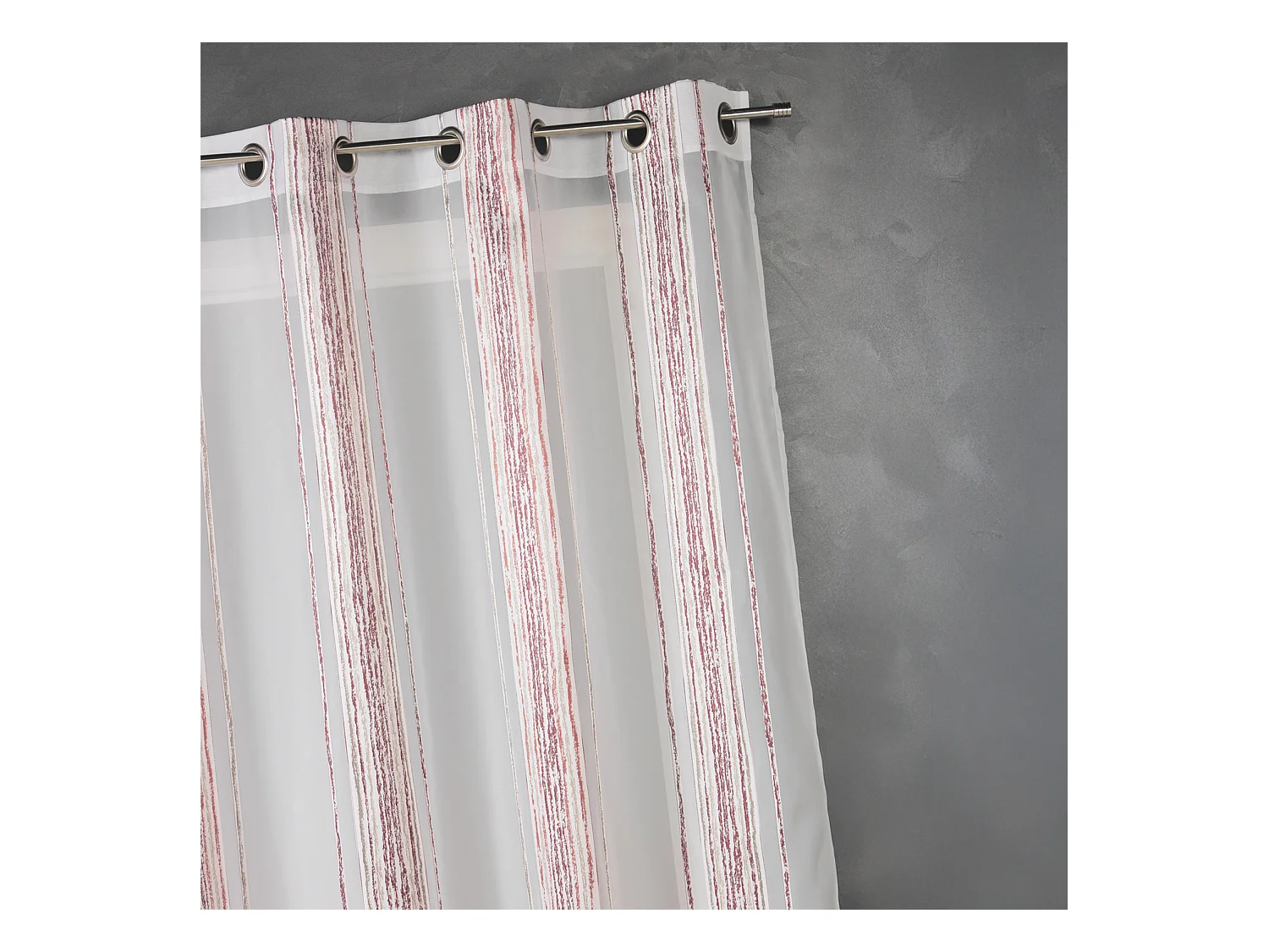 Voilage en jacquard à fines rayures verticales