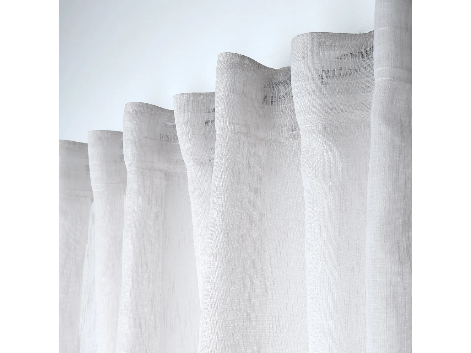 Visillo tamizante con pestañas ocultas