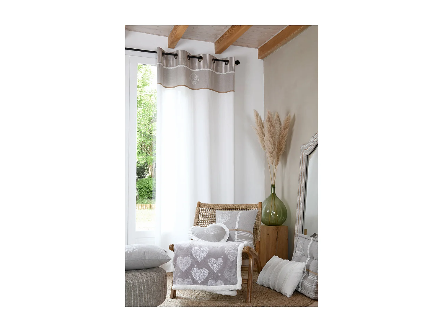 Voilage tamisant esprit campagne chic