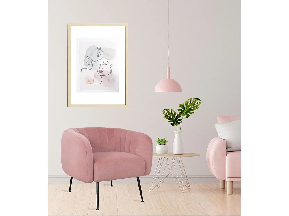 Butaca de 81x75x72 cm de terciopelo en color rosa y con patas metálicas negras Telma