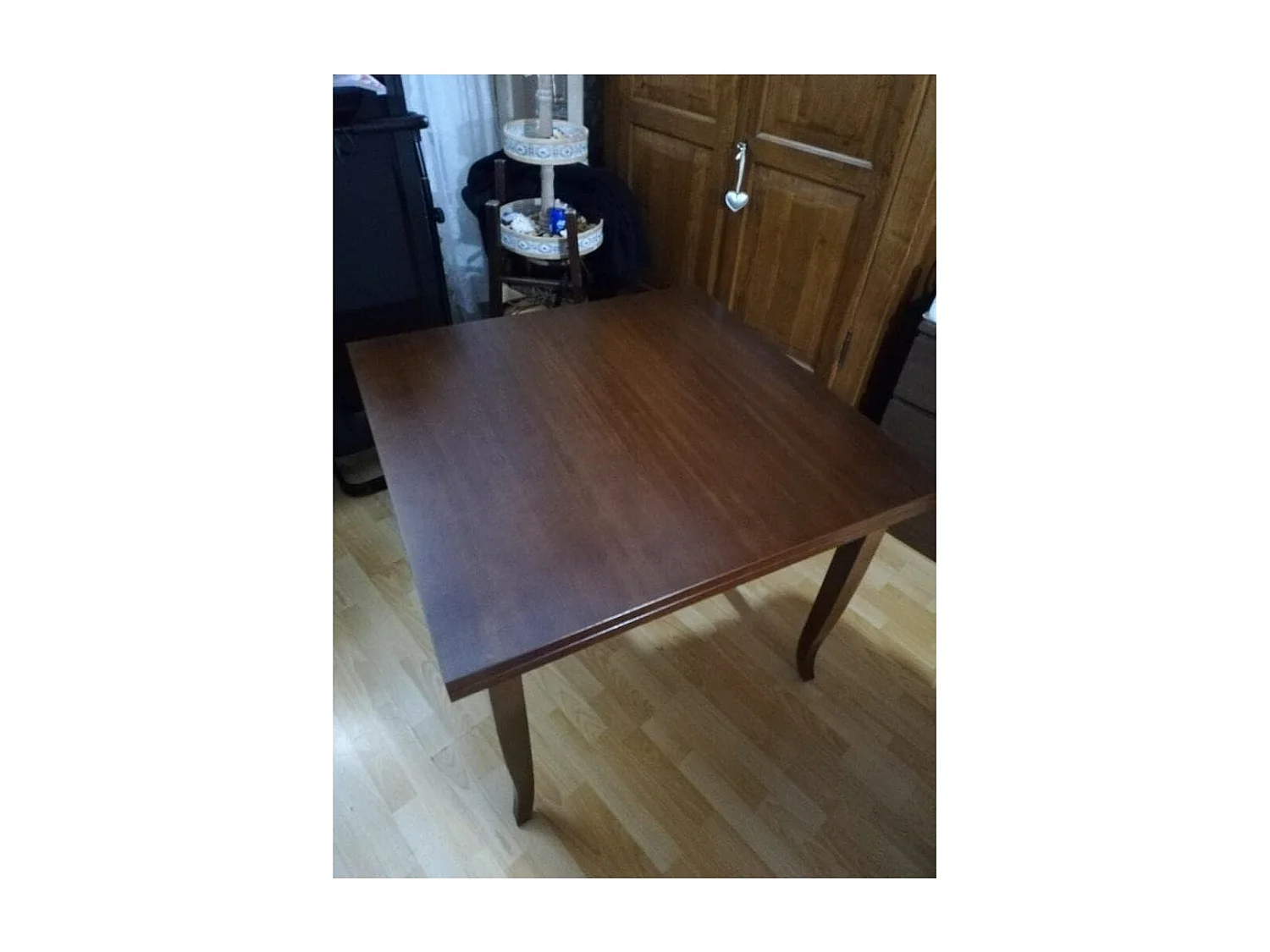 MOBILI 2G - TAVOLO NOCE GAMBA SCIABOLA 80x80 ALLUNGABILE A LIBRO (14)