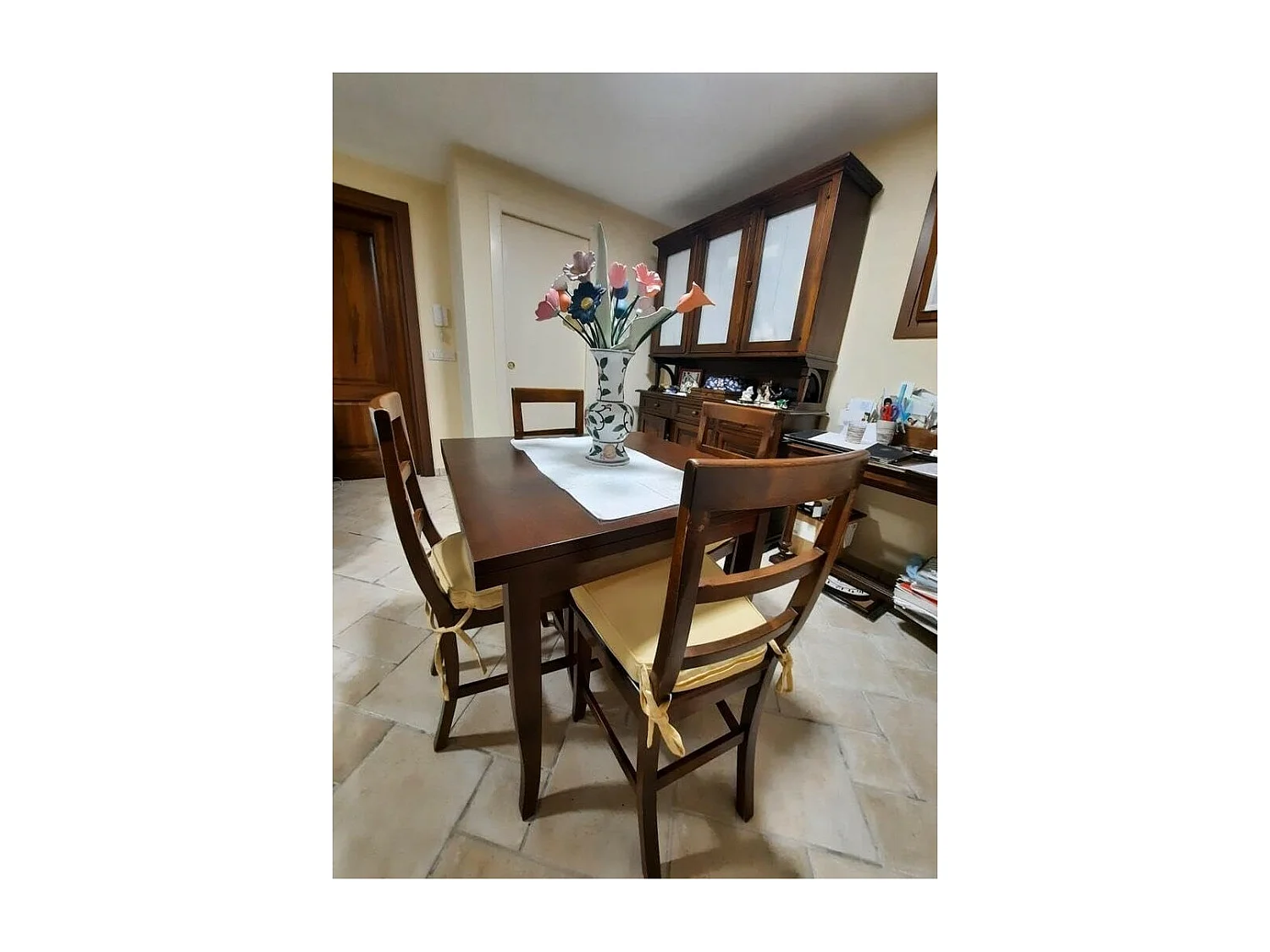 MOBILI 2G - TAVOLO NOCE GAMBA SCIABOLA 80x80 ALLUNGABILE A LIBRO (14)