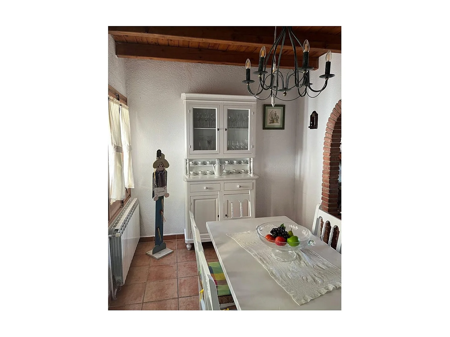 MOBILI 2G -  CRISTALLIERA ARTE POVERA 2 PORTE IN LEGNO SHABBY BIANCO 104X43X208 (1189)