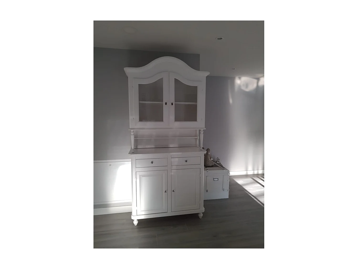 MOBILI 2G - CRISTALLIERA IN LEGNO 4 PORTE BIANCA SHABBY CHIC 104X43X219 (1509)