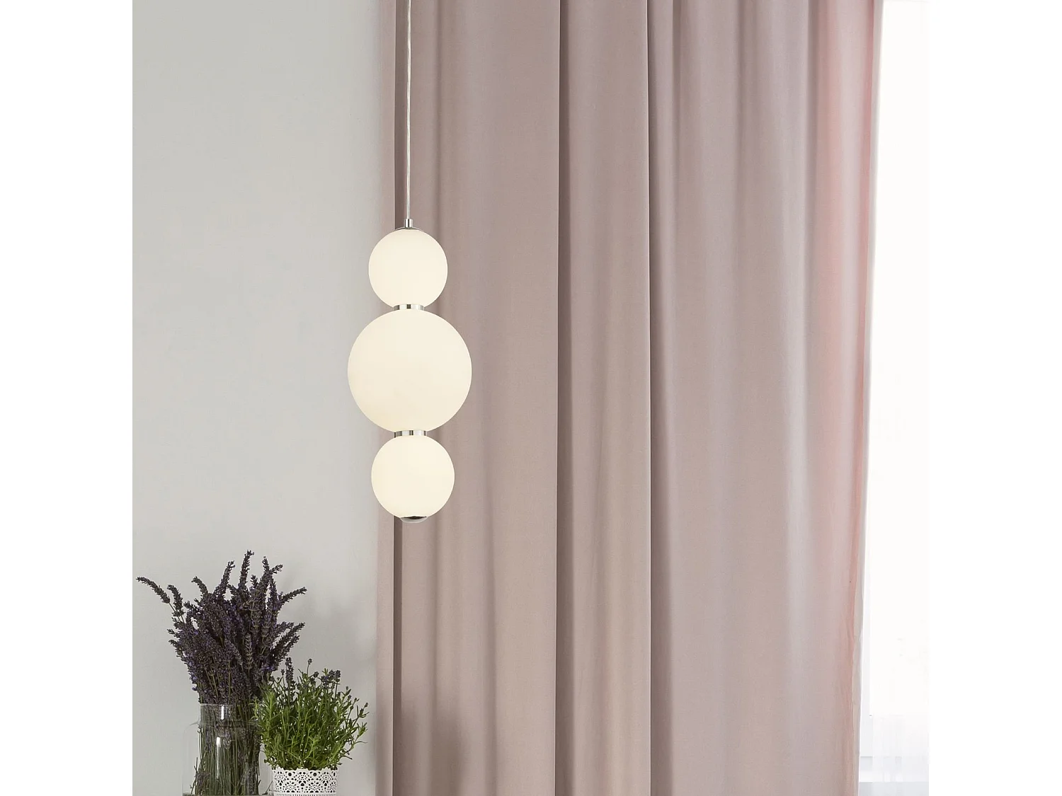 Suchscheinwerfer Schneeball 3 Licht Anhänger, Chrom Mit Opal Glasschirm