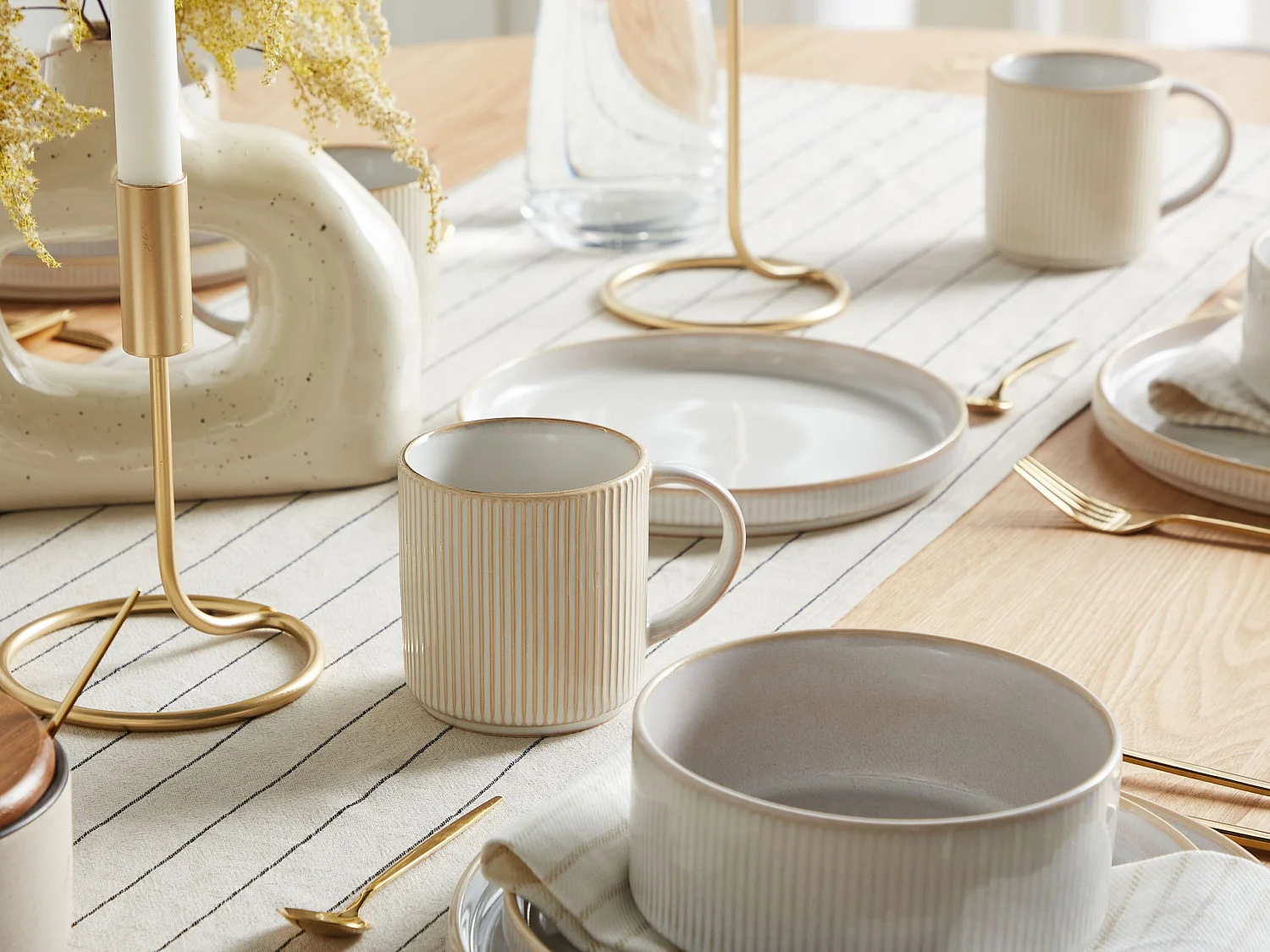 Set de 4 mugs MUGWORT Grès Beige clair