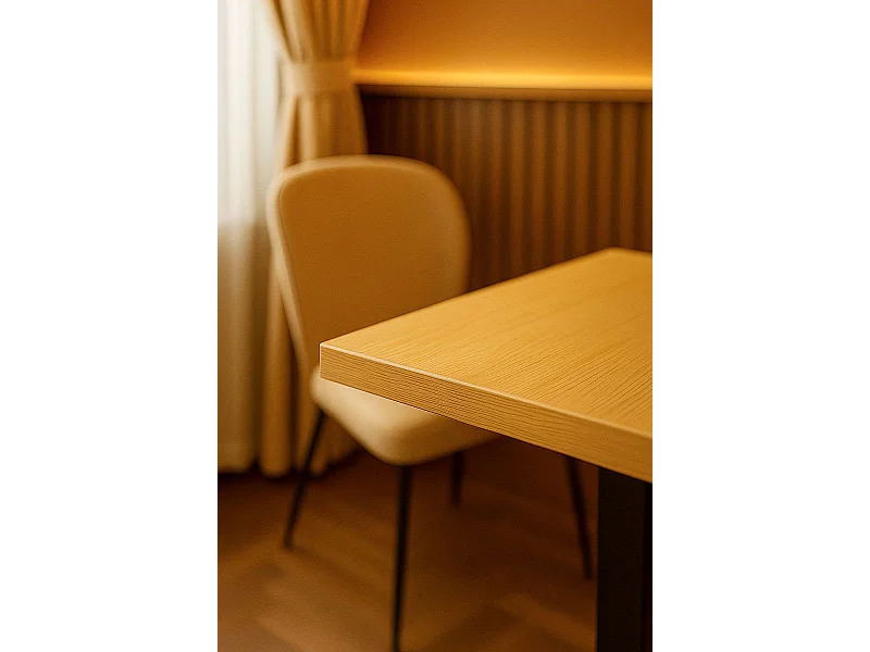 Mesas Auxiliares - Mesa Kuat Black 70 cm - Madera clara