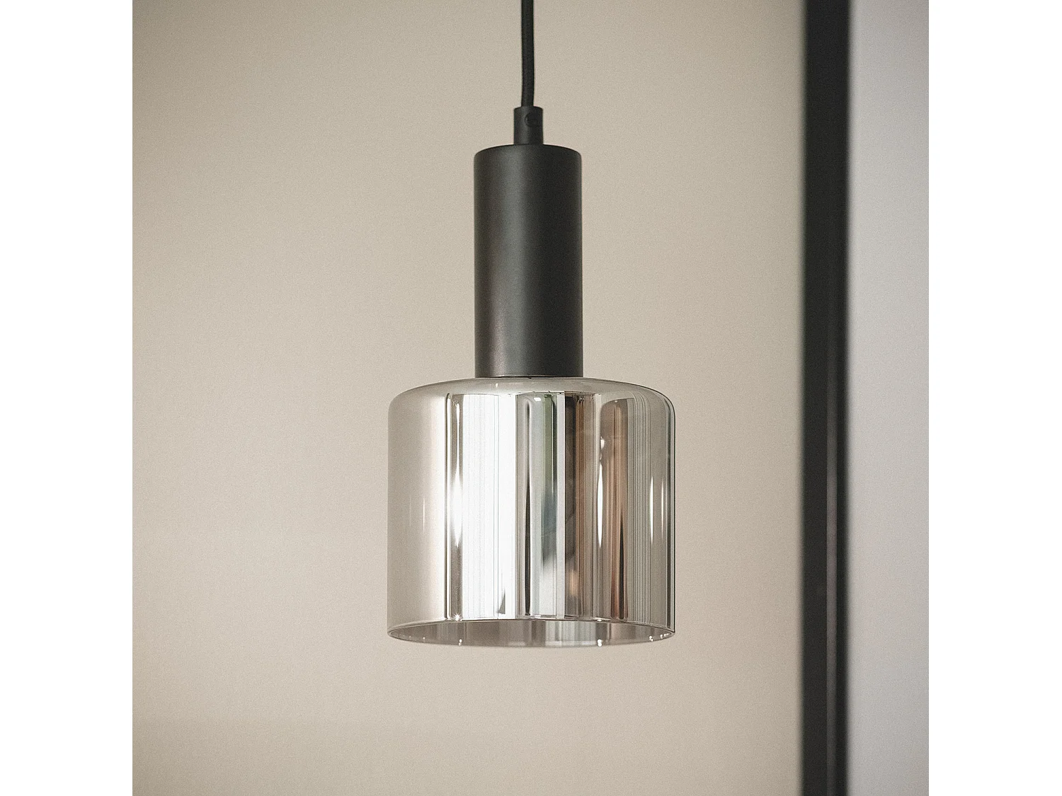 Suspension Métal et Verre Danae Gris Fumée