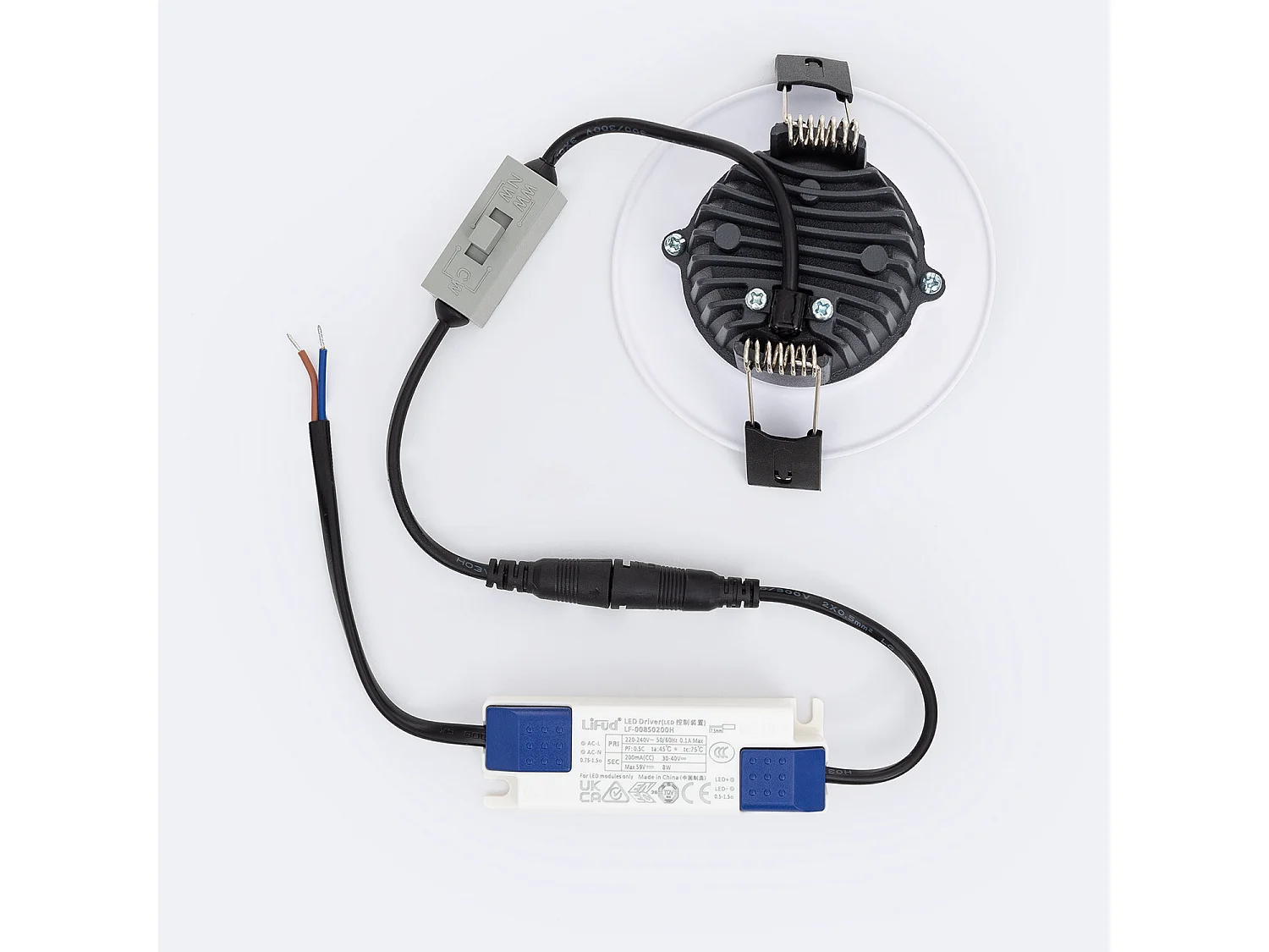 Downlight LED 7W Rond  AERO CCT Sélectionnable 130 lm/W Microprismatique  Coupe Ø 75 mm No Flicker 2700K - 3200K - 4000K Sélectionnable (chaud-neutre)