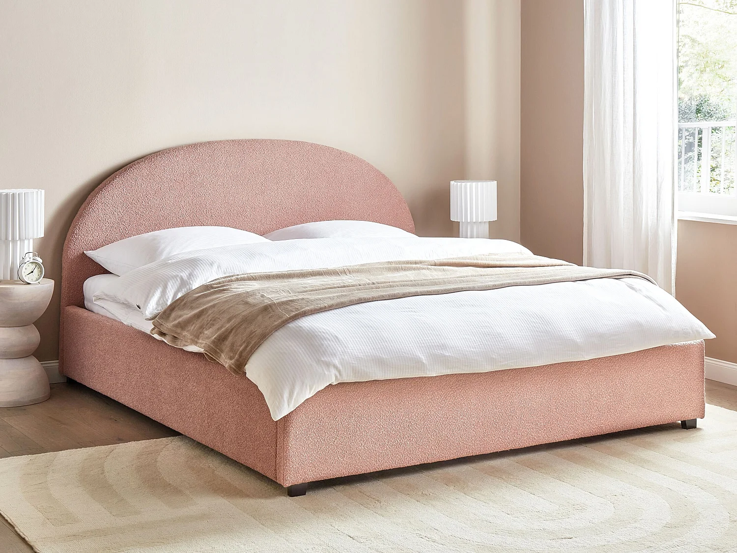 Lit ottoman Bouclé VAUCLUSE 180 x 200 cm Rose pastel
