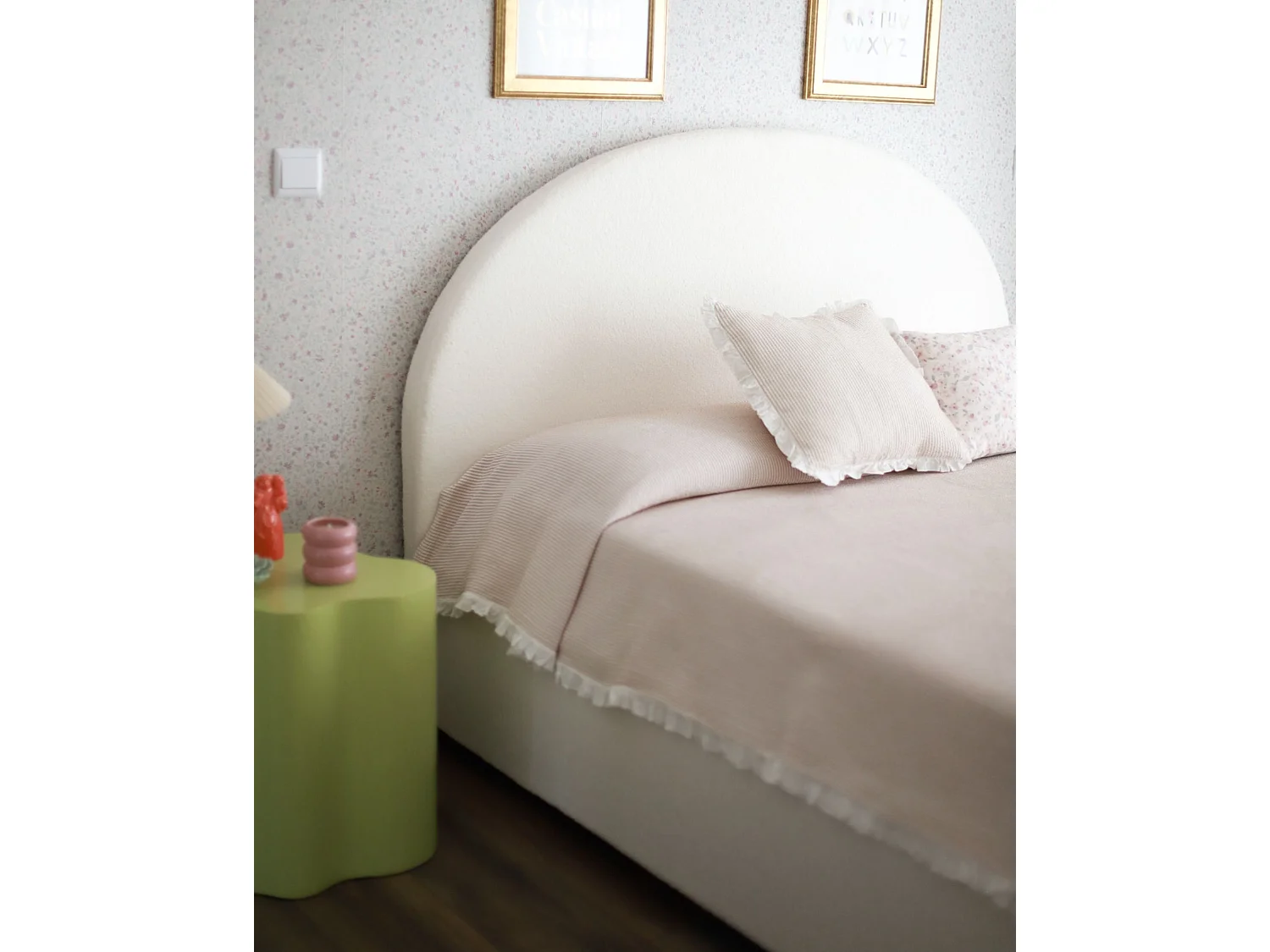 Bed met opbergruimte Bouclé VAUCLUSE 140 x 200 cm Gebroken wit