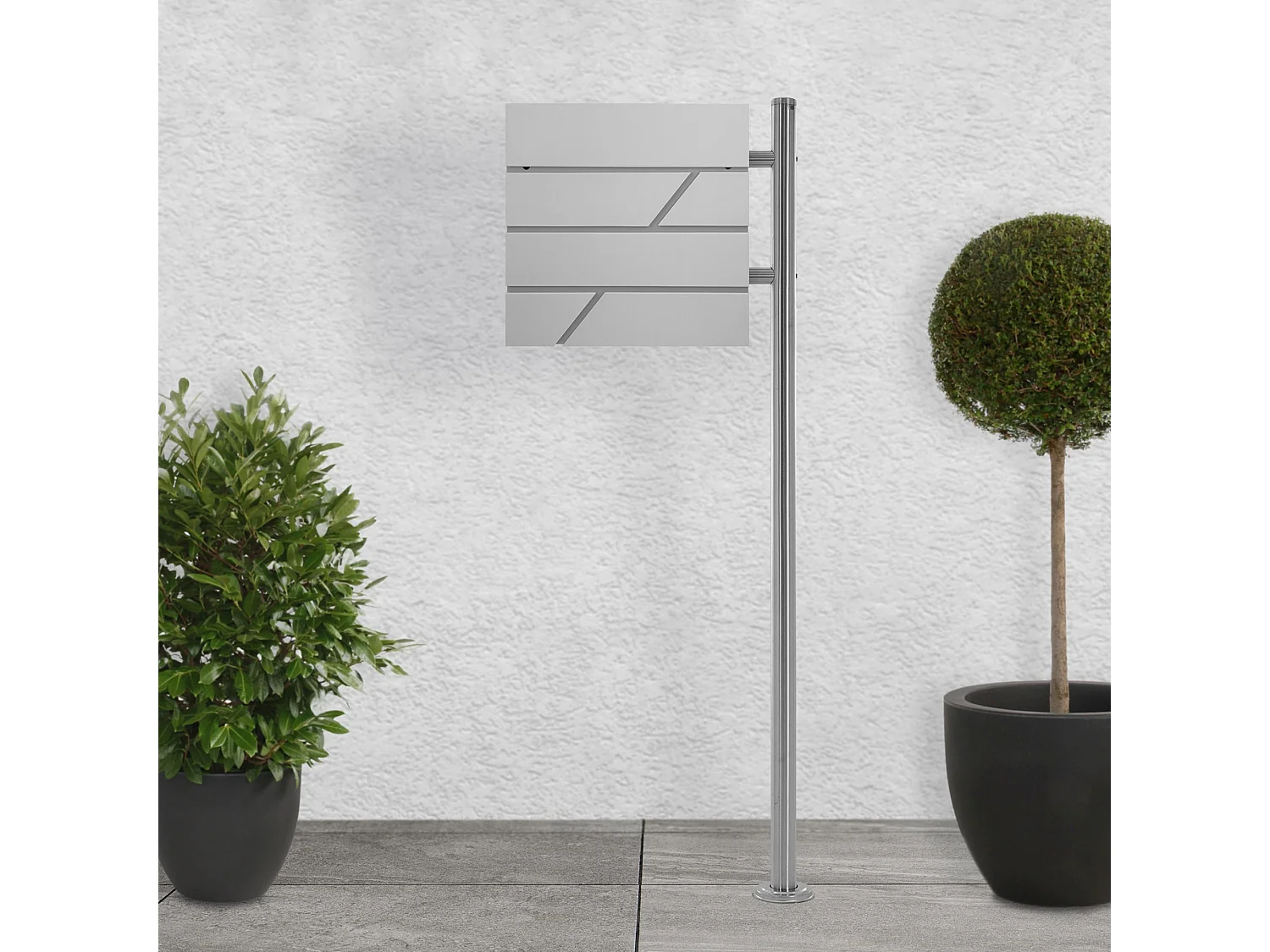 Cassetta postale da pavimento grigio chiaro con scomparto per giornali, piedino indipendente