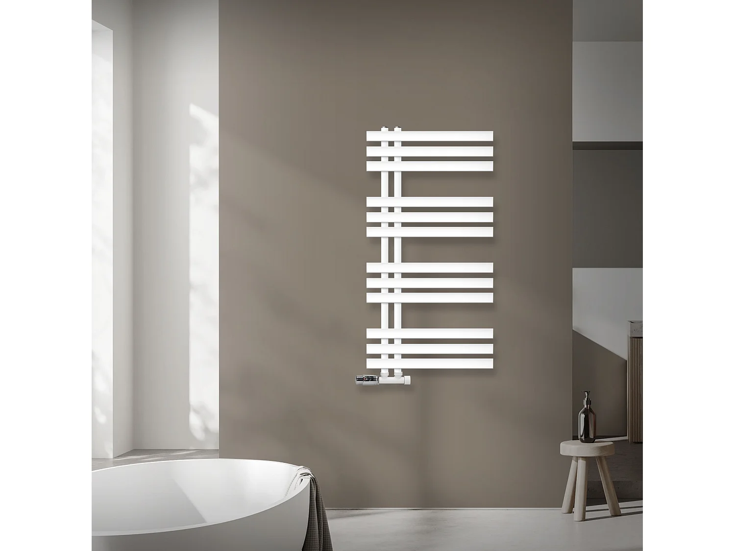 Radiateur de Salle de Bain Iron EM 500x1000 mm Blanc Raccord Central au Bas avec Garniture