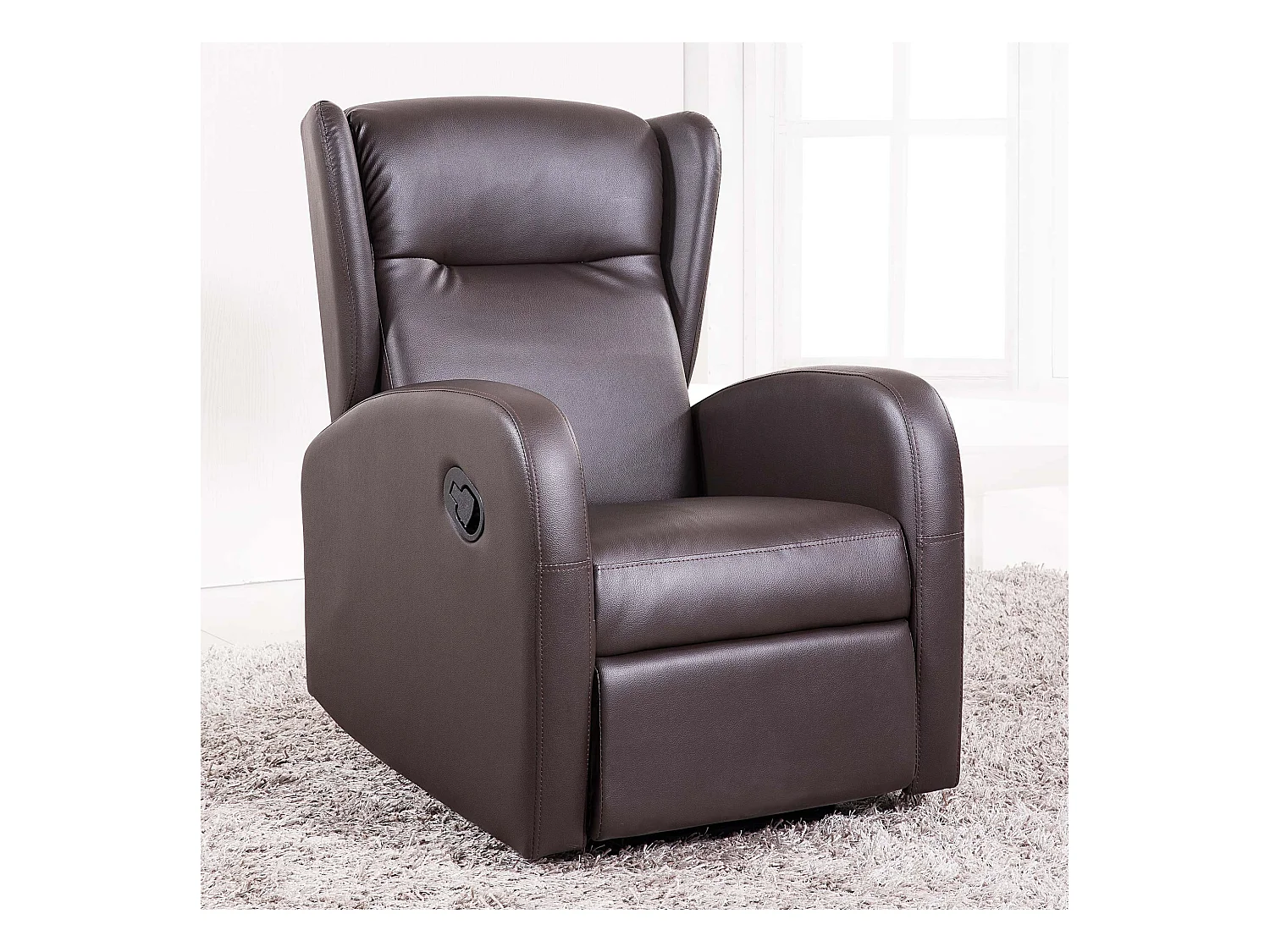 Fauteuil relax en simili-cuir coloris marron chocolat - Largeur 70 x profondeur 77 cm