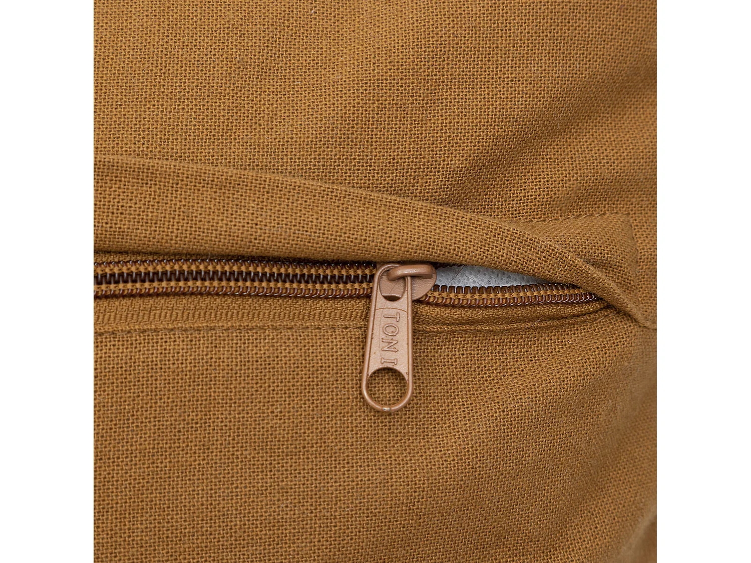 Coussin Déco Matelassé "Family Corner" 45x45cm Ocre