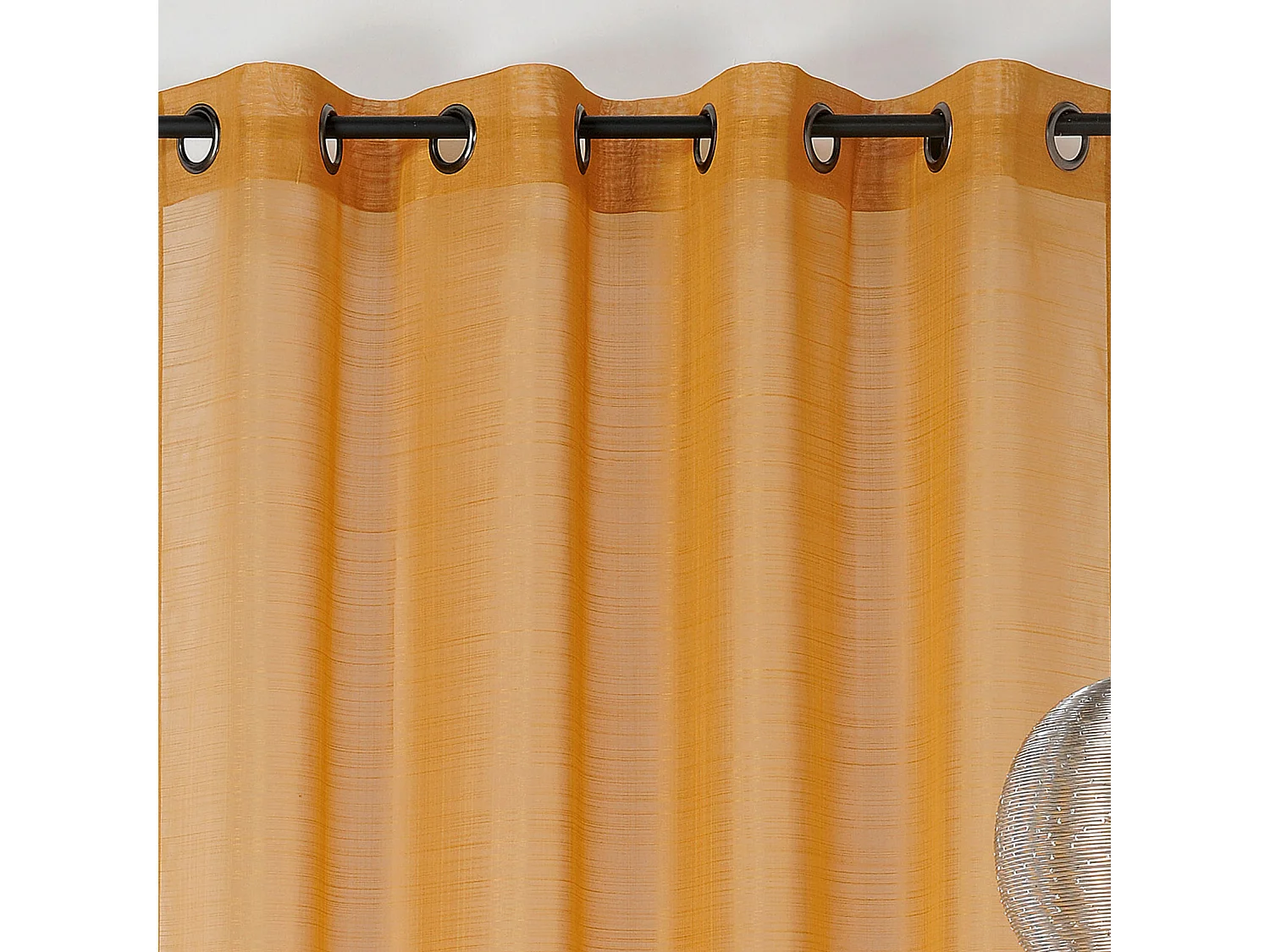 Vorhang aus gefrostetem Etamin