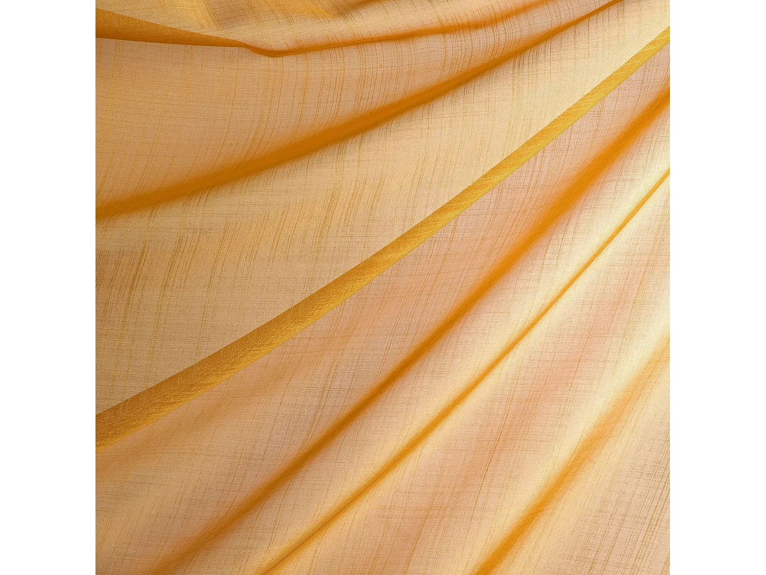 Vorhang aus gefrostetem Etamin