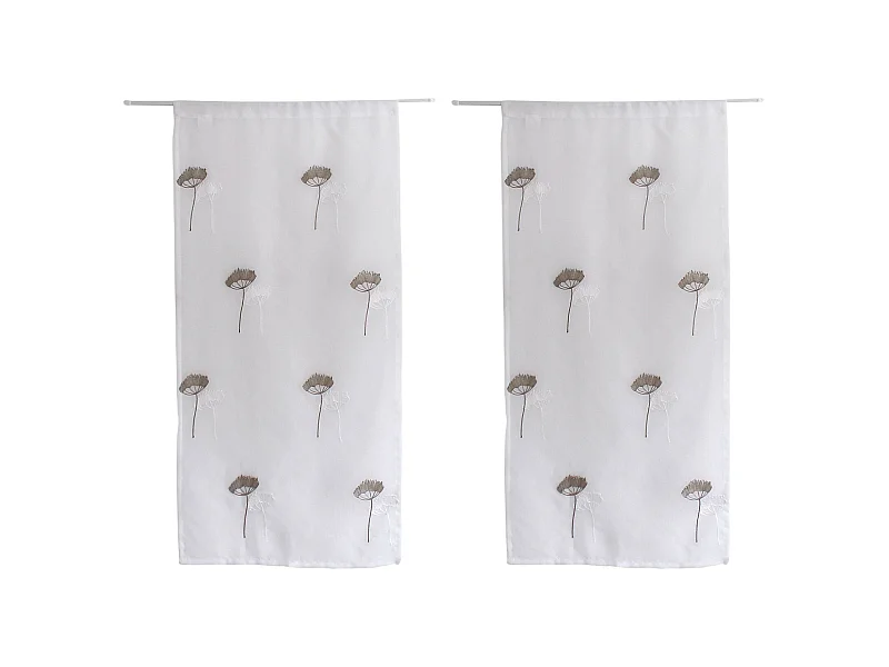 Pareja de visillos bordados con flores