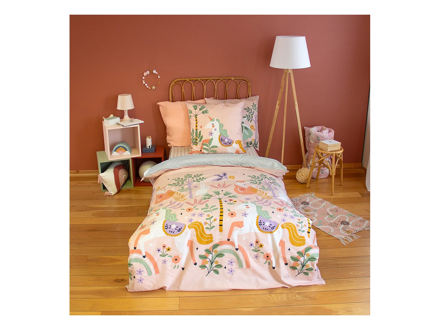Parure de lit enfant 140x200 cm coton LA DAME A LICORNE rose 2 pièces