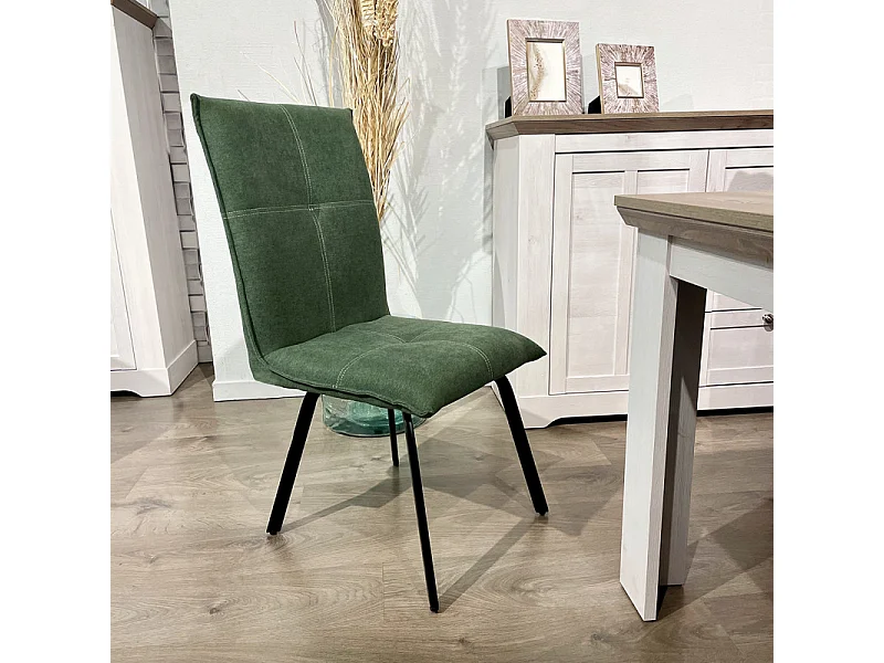 Lot 2 chaises en tissu surpiqué vert et pieds métal noir – ARIA 2