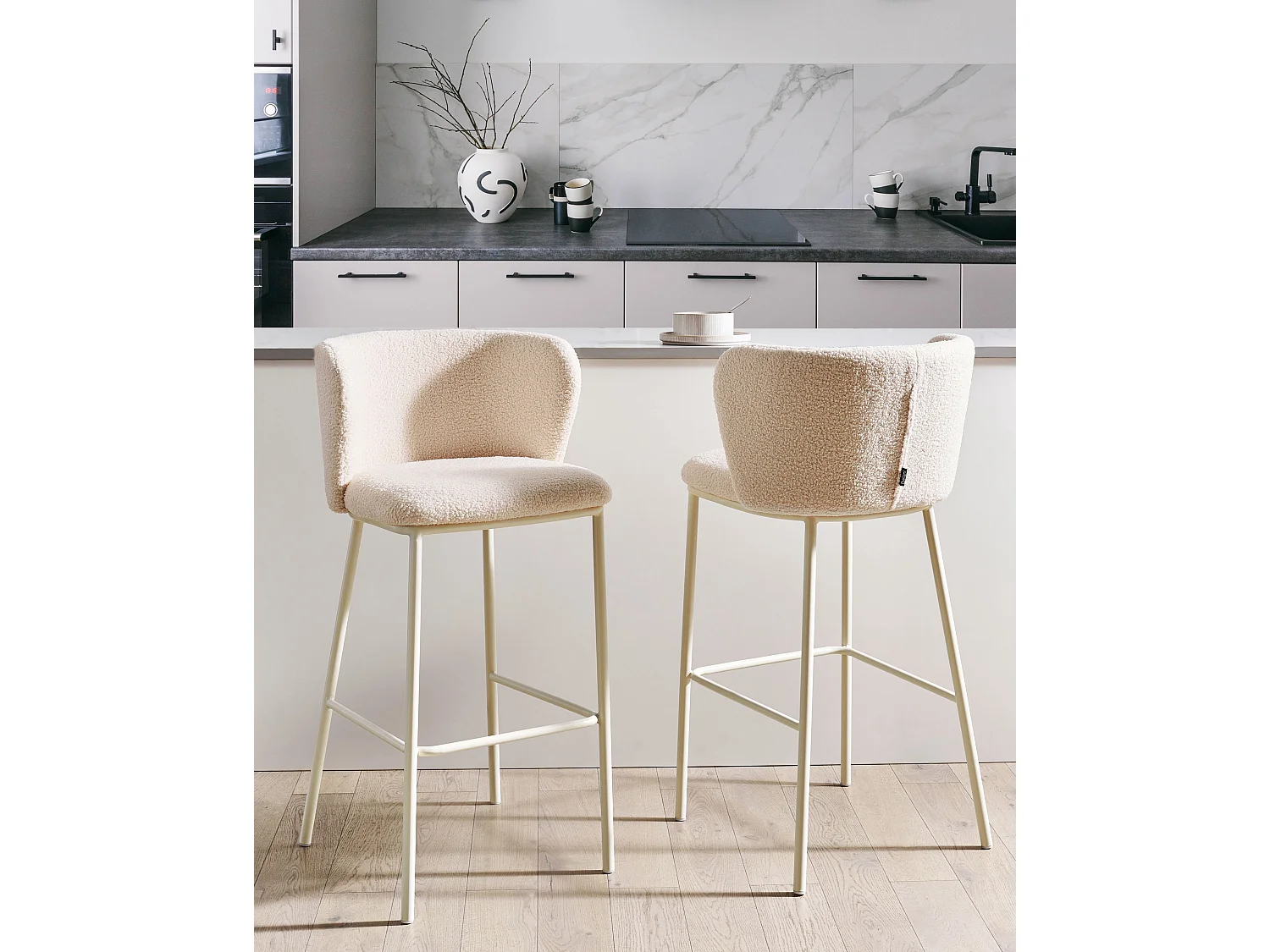 Lot de 2 chaises de bar MINA II Bouclé Beige clair