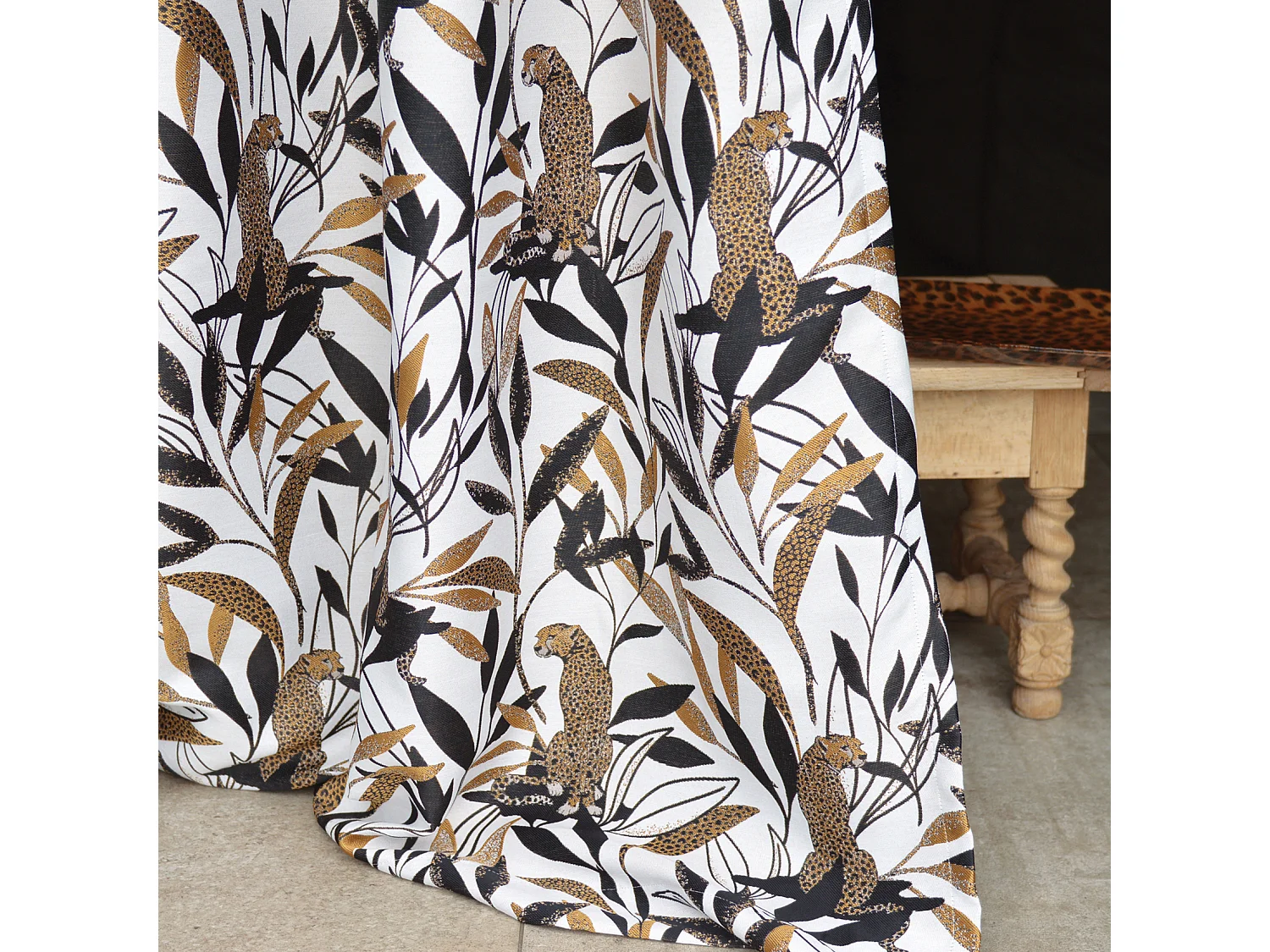 Jacquard-Vorhang mit Panther-Muster 140 x 260 cm