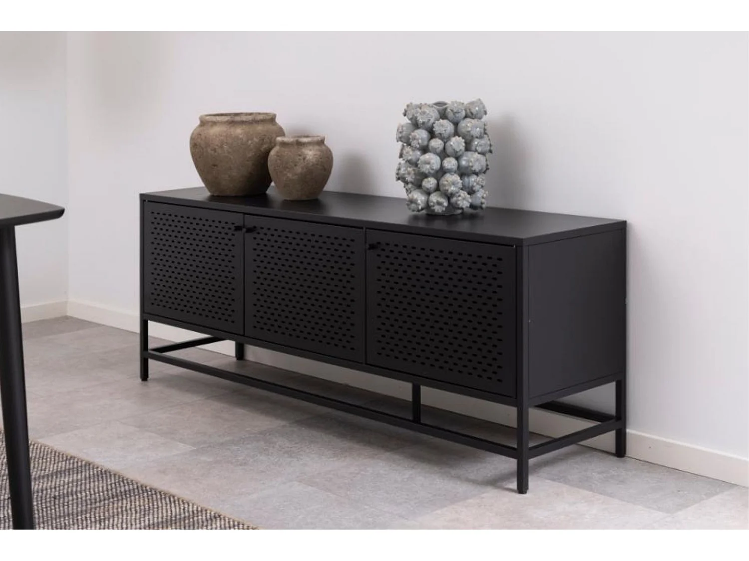 Buffet bas scandinave en métal noir 3 portes L160 - HARLOW
