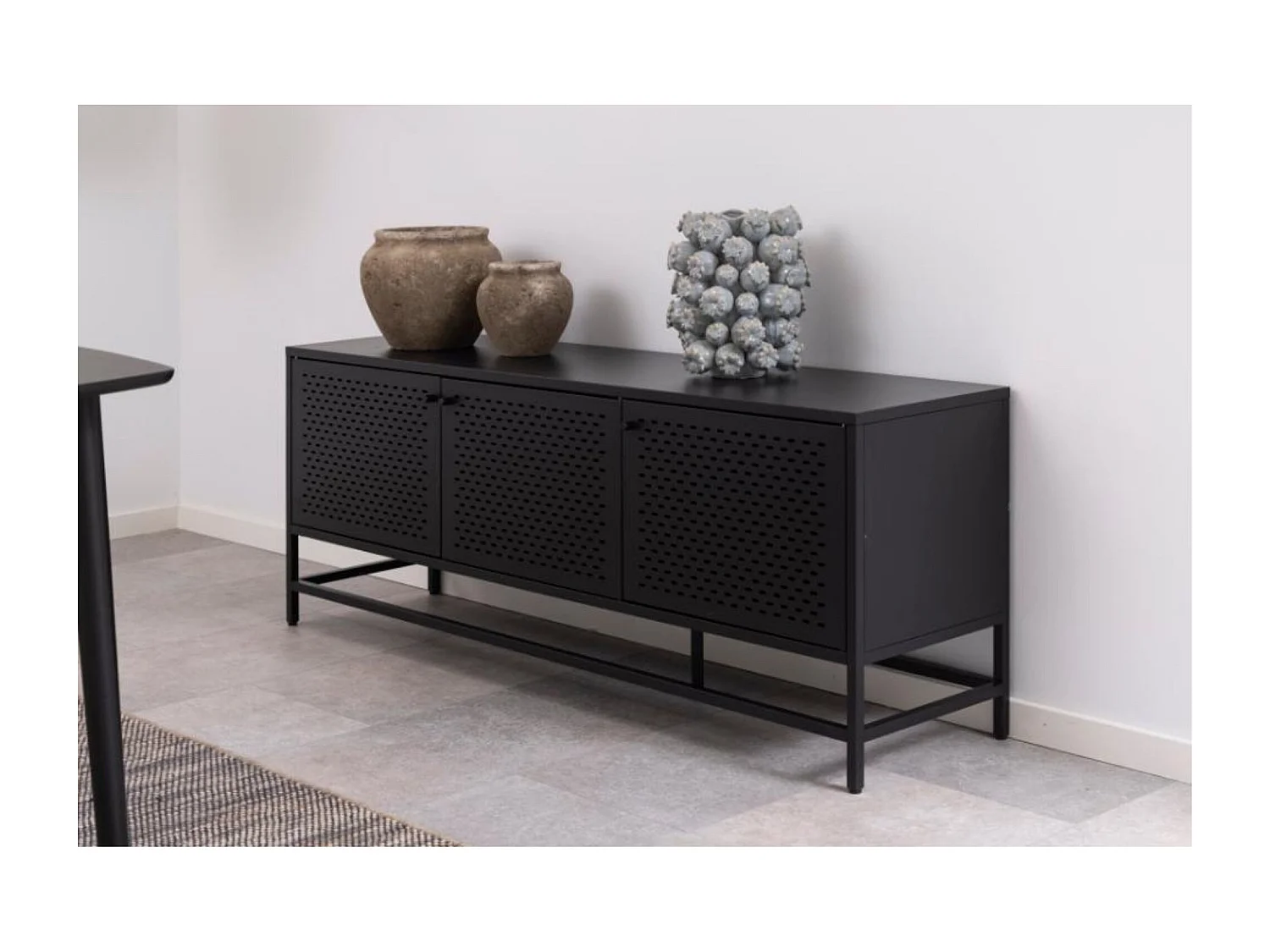 Buffet bas scandinave en métal noir 3 portes L160 - HARLOW