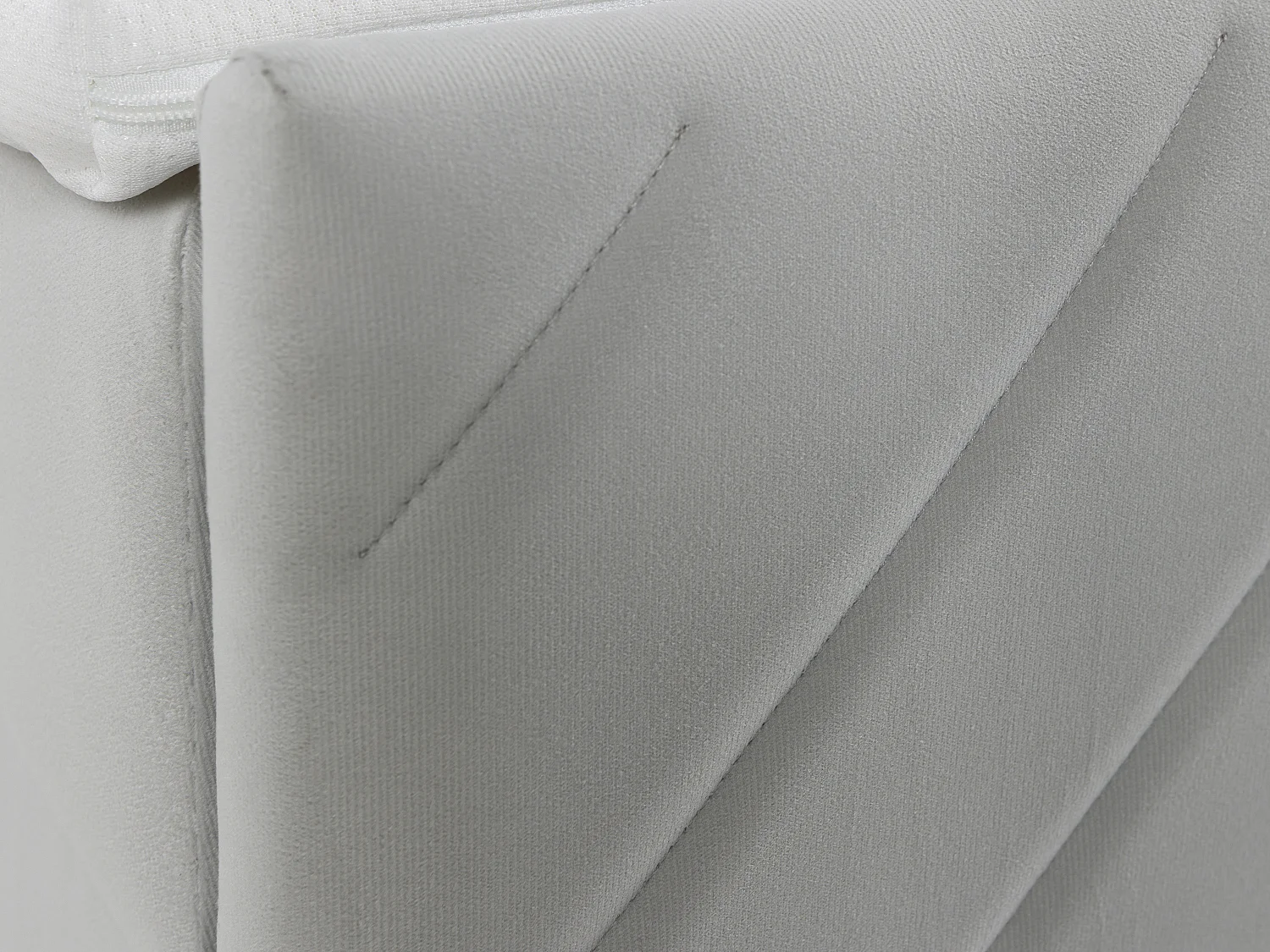 Complete decoratieve bedset met hoofdbord + bedbodems met opbergruimte + matras + topmatras - 160 x 200 cm - Fluweel - Lichtgrijs - MAKANA van YSMÉE