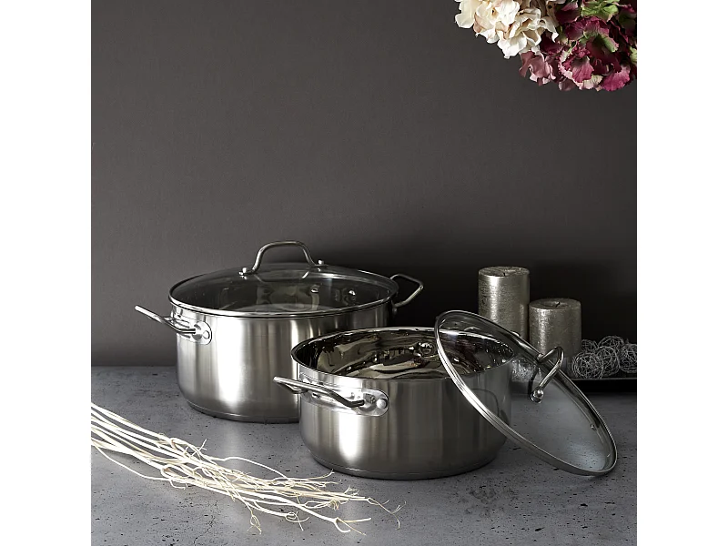 Faitout en fonte avec couvercle en verre de 24cm