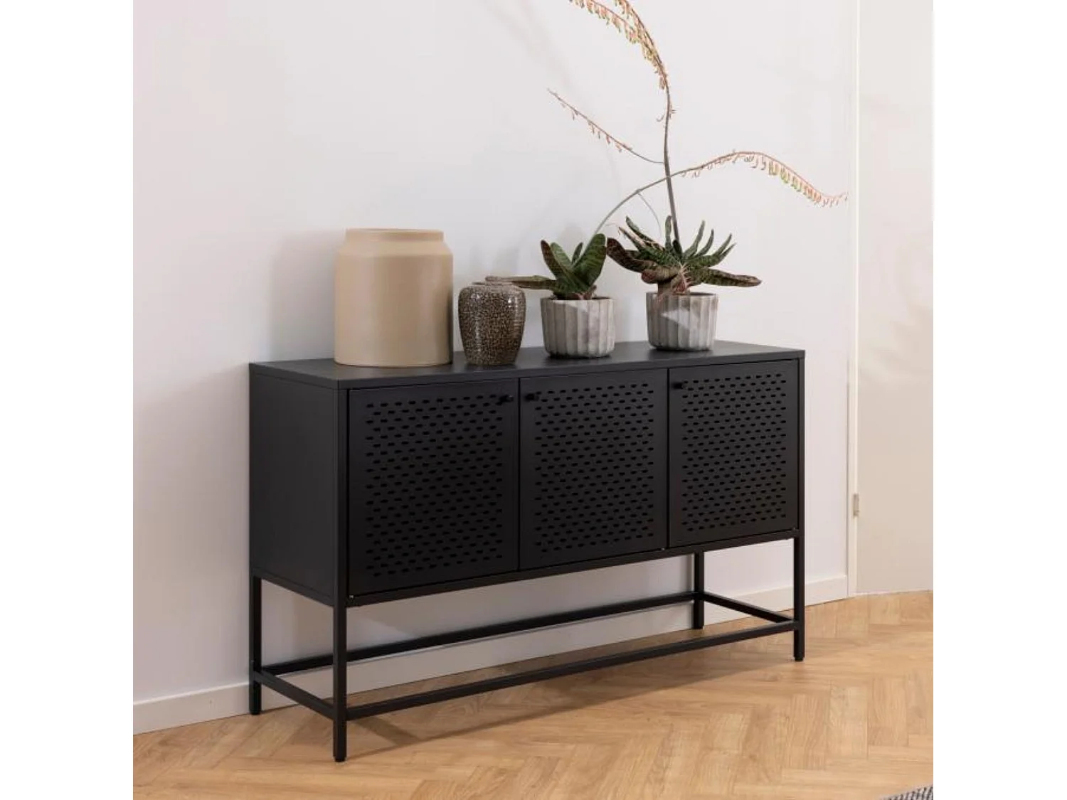 Buffet bas scandinave en métal noir 3 portes L125 - HARLOW
