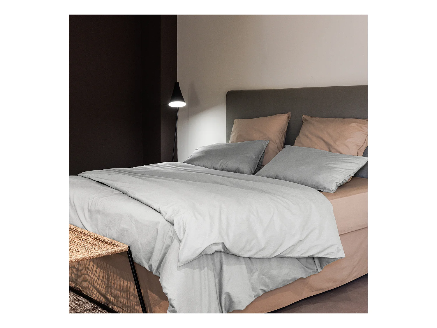 Parure de lit 240x220 cm et 65x65 cm coton lavé PALACE blanc neige 3 pièces